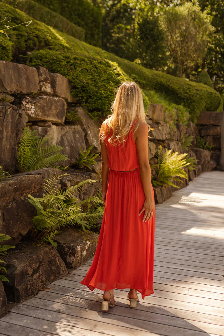 LISA™ | Bold & Bright – The Summer Dress in Vivid Orange