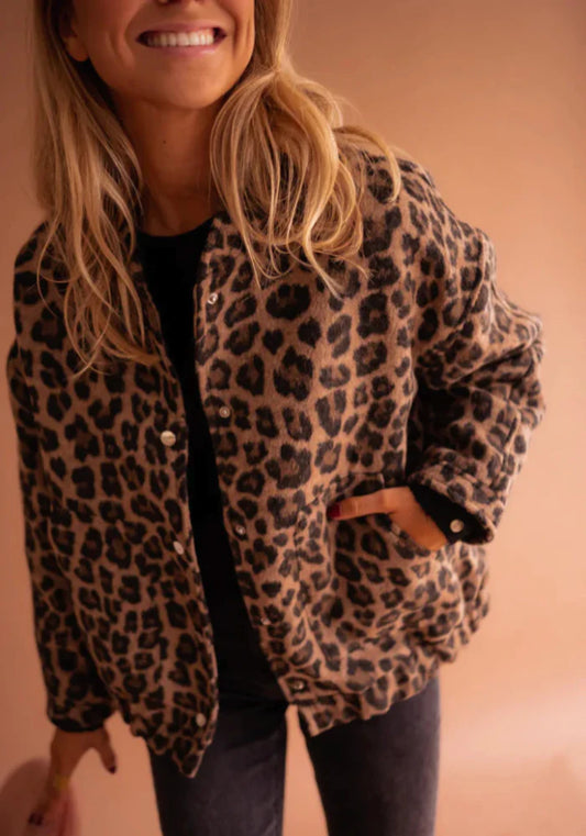 LEONA™ | Bold Leopard Print Bomber Jacket