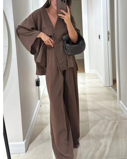 MAJESTY | V-Neck Two-Piece Set