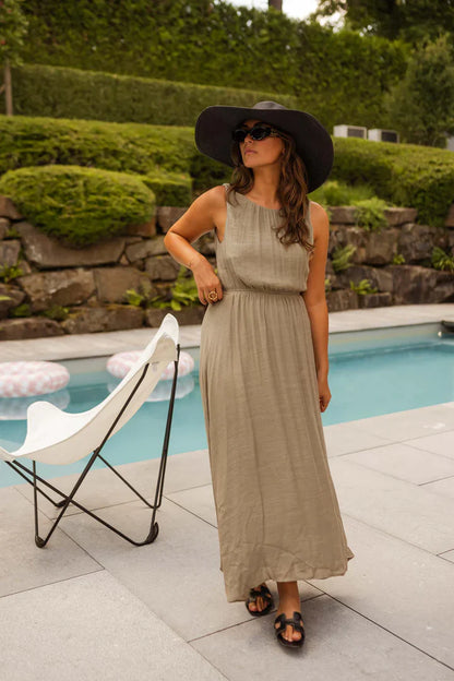 Sarah™  Effortlessly Chic – The Summer Dress in Elegant Khaki