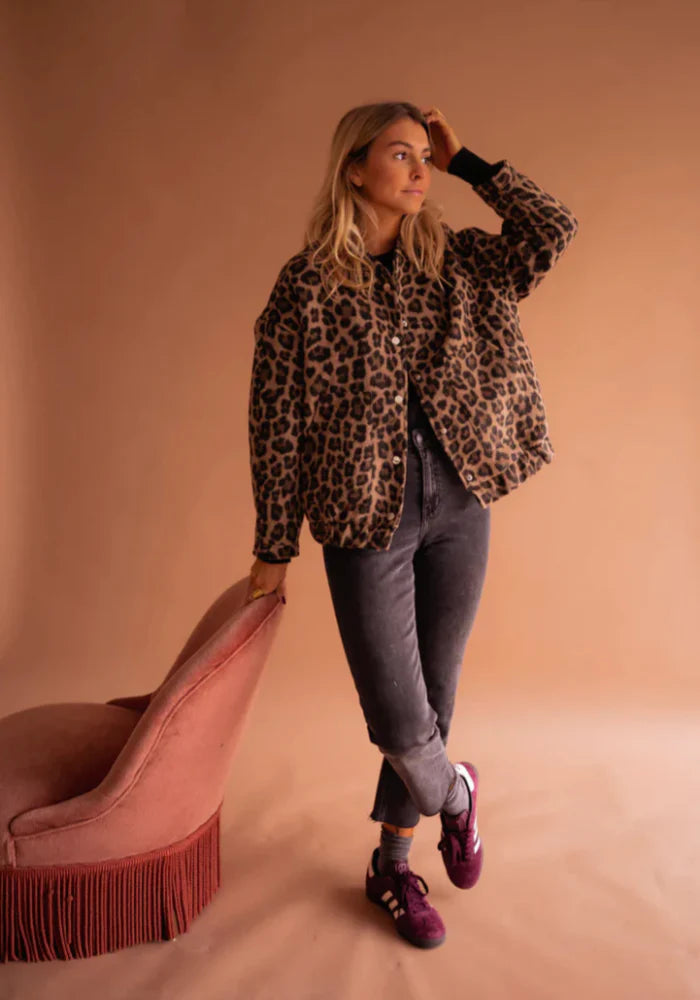 LEONA™ | Bold Leopard Print Bomber Jacket