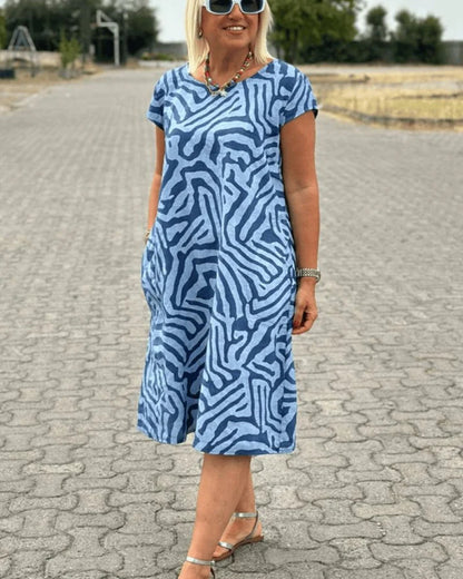 Nelia™ | Summer Dress with Round Neckline and Beautiful Print