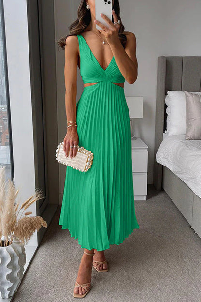 ELSA | Pleated Midi Dress – Luxury Redefined