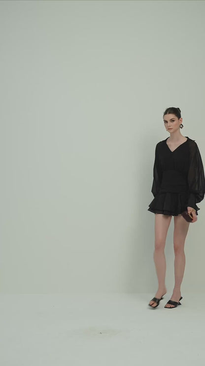 Solid Lantern Sleeve Mini Dress İn Black